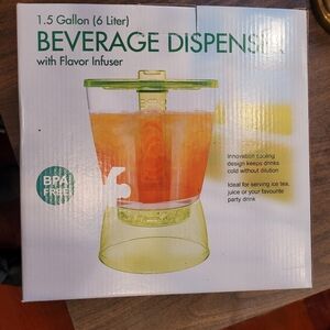 1.5 gallon Beverage Dispenser with Flavor Infusiob
